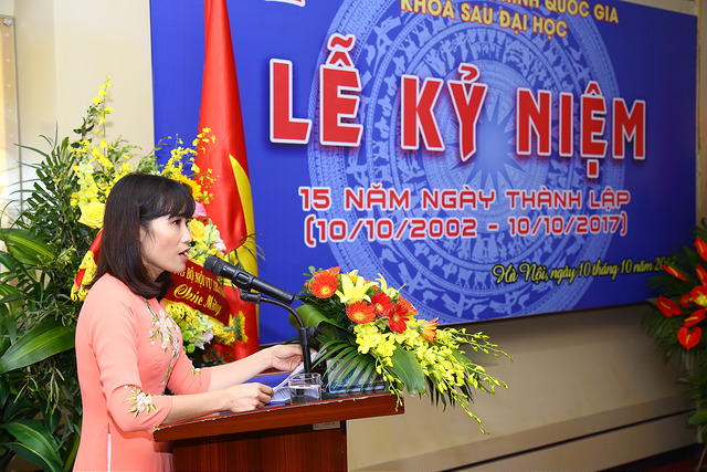 TS. Hoàng Mai - Phó Trưởng khoa Sau đại học phát biểu tại buổi lễ