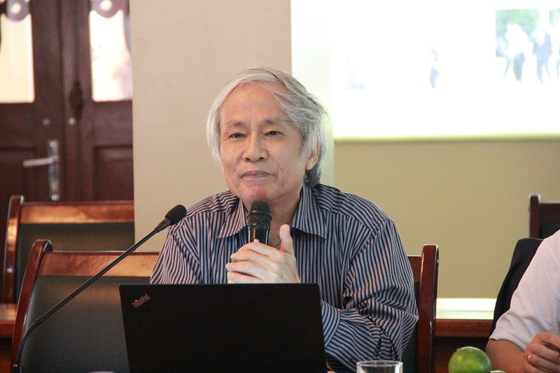 PGS.TS. Võ Kim Sơn – nguyên Trưởng Khoa Tổ chức và Quản lý nhân sự phát biểu tại Hội thảo