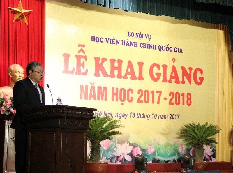 TS. Đặng Xuân Hoan - Giám đốc Học viện đọc diễn văn khai giảng năm học mới 2017 - 2018
