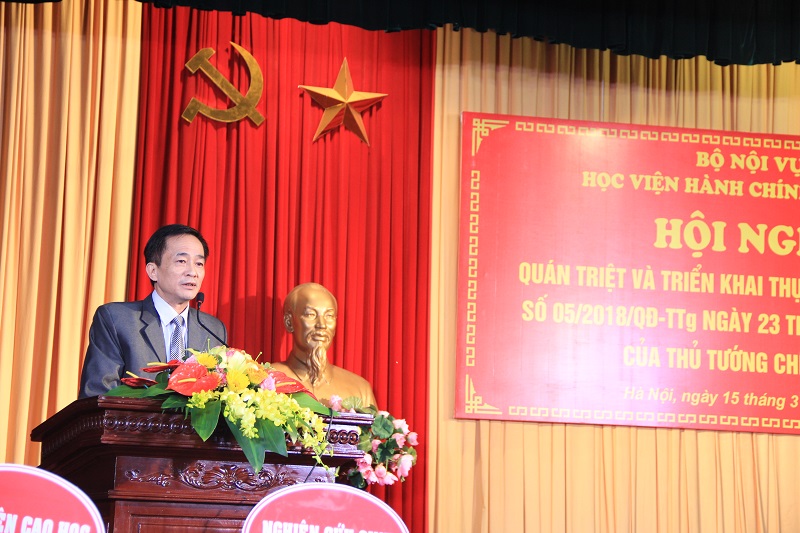 TS. Chu Xuân Khánh – Chủ tịch Công đoàn Học viện phát biểu tại Hội nghị