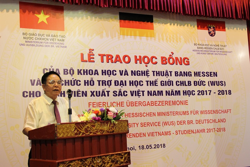 TS. Bùi Công Thọ - Trưởng đại diện Văn phòng Hessen tại Việt Nam phát biểu tại buổi Lễ