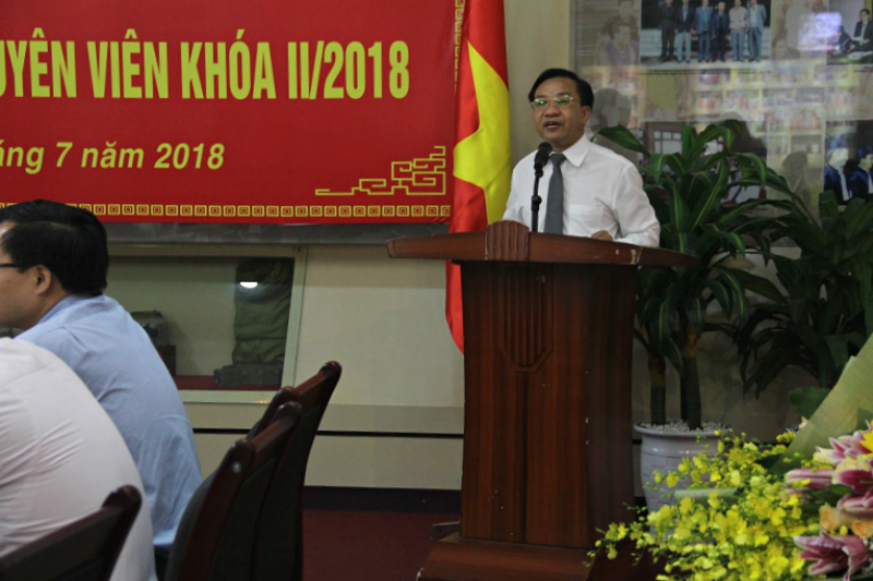 TS. Nguyễn Đăng Quế, Phó Giám đốc Học viện phát biểu tại Lễ bế giảng