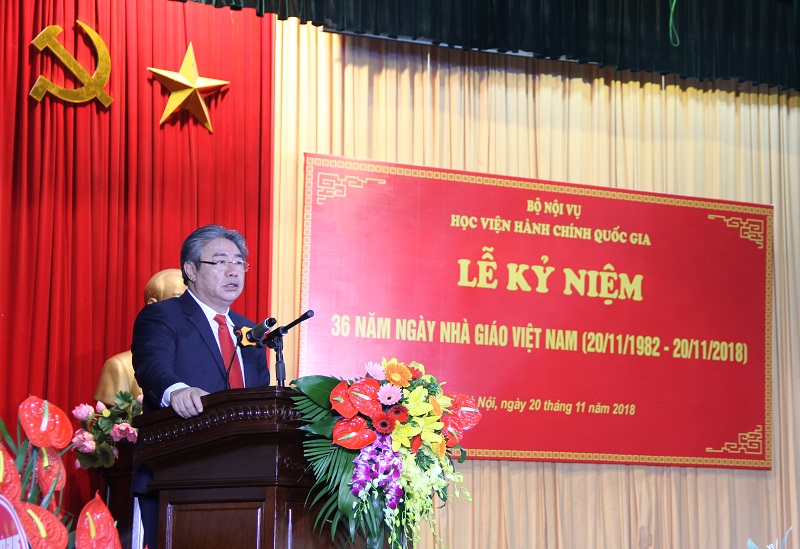 TS. Đặng Xuân Hoan trình bày diễn văn Lễ kỷ niệm