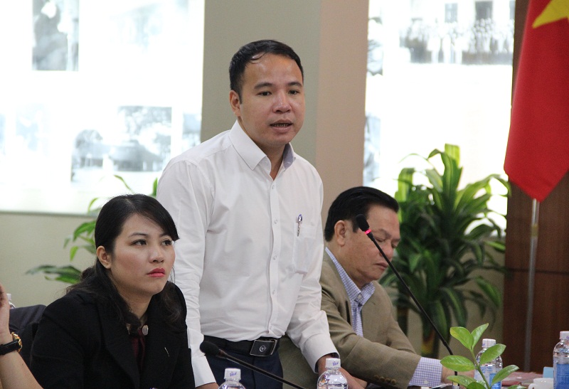 Đồng chí Trần Trung Kiên – Phó Vụ trưởng Vụ ĐTBD CBCCVC, Bộ Nội vụ phát biểu tại Hội nghị.