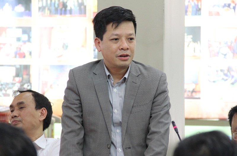 Đồng chí Đặng Thành Lê - Ủy viên Ban Chấp hành Đảng bộ Học viện nhiệm kỳ 2015 – 2020 đóng góp ý kiến tại Hội nghị