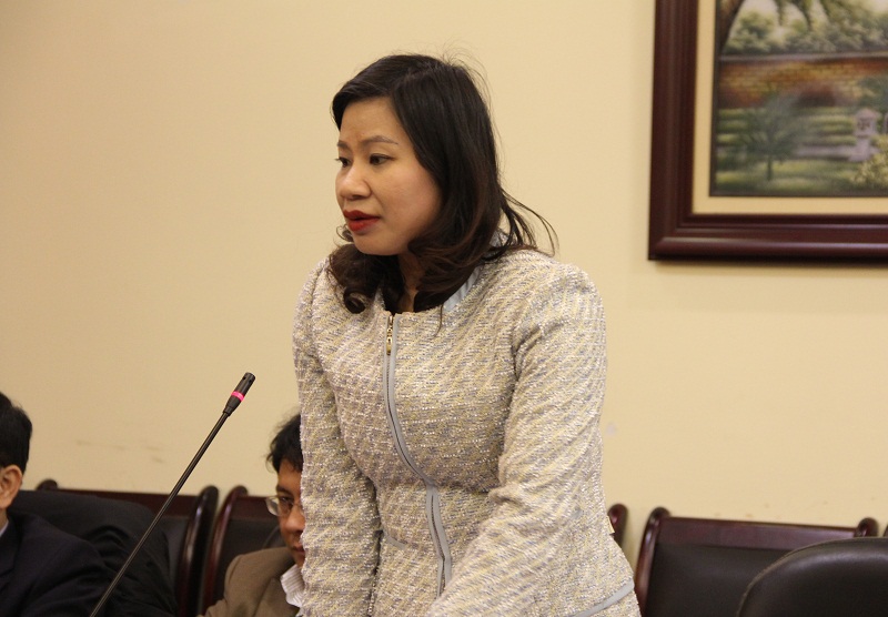 PGS.TS. Nguyễn Thị Thu Vân – Trưởng Khoa Văn bản và Công nghệ Hành chính trao đổi tại Hội nghị