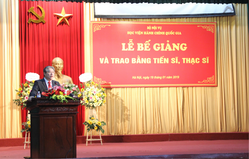 TS. Đặng Xuân Hoan – Bí thư Đảng ủy, Giám đốc Học viện Hành chính Quốc gia phát biểu tại buổi Lễ