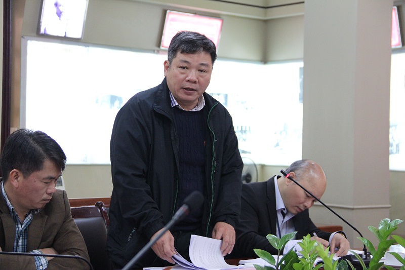Đồng chí Nguyễn Hữu Tuấn - Vụ trưởng Vụ Tổ chức – Cán bộ Bộ Nội vụ góp ý về kế hoạch chuẩn bị tổ chức Lễ Kỷ niệm