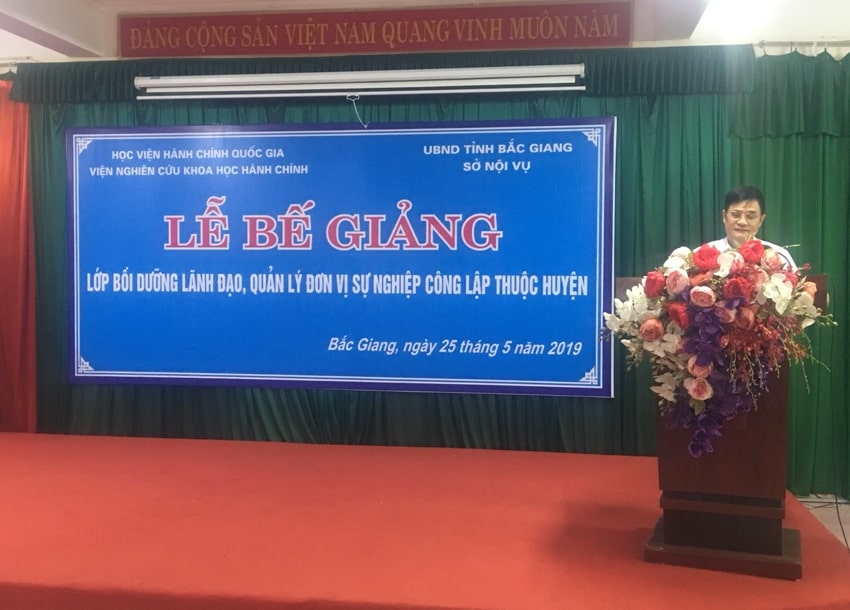 Ông Khuông Văn Thông, Phó Giám đốc Sở Nội vụ tỉnh Bắc Giang phát biểu ý kiến