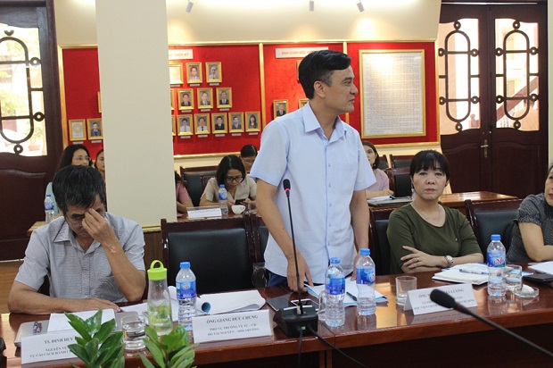 TS. Nguyễn Văn Lượng – Phó Trưởng ban Quản lý đào tạo, Học viện Chính trị Quốc gia Hồ Chí Minh phát biểu ý kiến tại Hội thảo