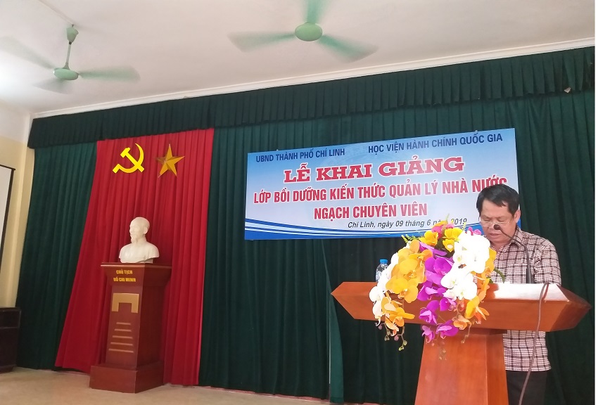 Nguyễn Văn Huỳnh - Phó Chủ tịch UBND TP. Chí Linh phát biểu tại buổi lễ