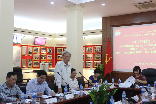 TS. Thang Văn Phúc – Nguyên Thứ trưởng Bộ Nội vụ phát biểu ý kiến tại Hội thảo