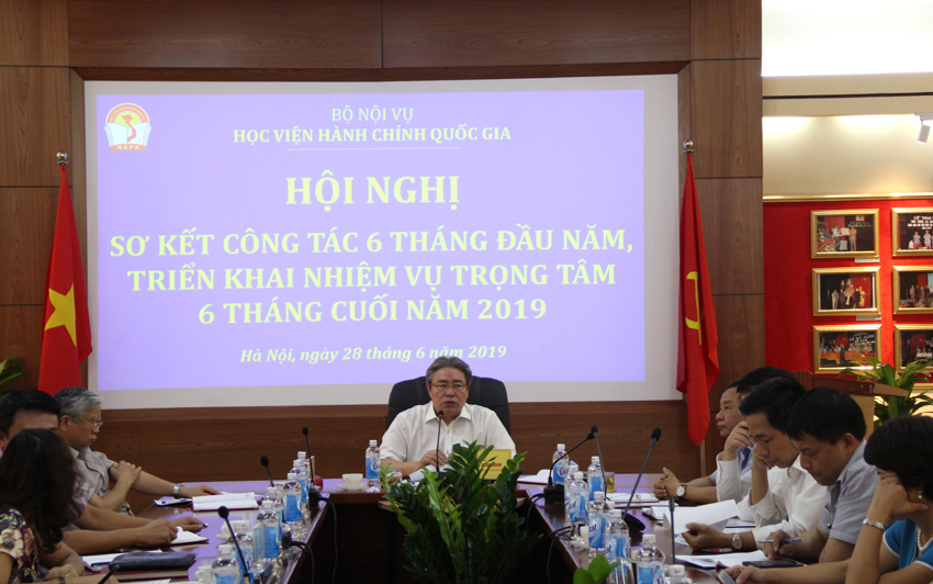 TS. Đặng Xuân Hoan – Giám đốc Học viện phát biểu chỉ đạo tại Hội nghị
