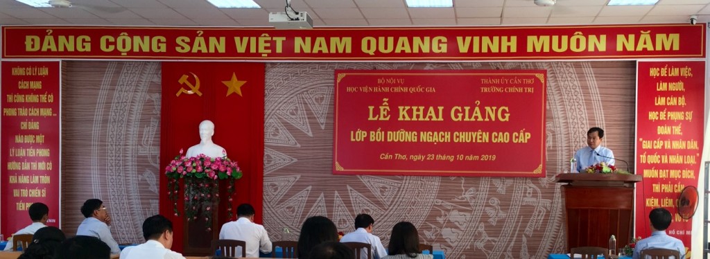 Đồng chí Lê Quang Mạnh, Chủ tịch UBND thành phố Cần Thơ phát biểu tại buổi lễ