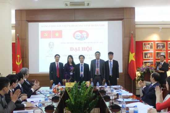 Ban Chi ủy mới ra mắt nhận nhiệm vụ trước Đại hội