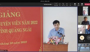 PGS.TS. Nguyễn Hoàng Hiển - Giám đốc Phân viện Học viện tại TP.Huế phát biểu khai giảng khóa học