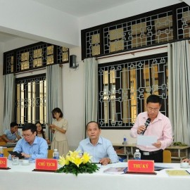 TS. Ngô Quang Tuệ, Phân viện Học viện Hành chính Quốc gia khu vực Miền Trung nhận xét luận văn của học viên