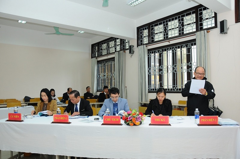 PGS. TS. Trần Xuân Bình, Trung tâm Khoa học, XHNV, Đại học Huế nhận xét luận văn của học viên