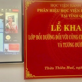 Học viên Hồ Xuân Đản phát biểu tại Lễ Khai giảng.