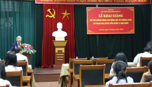 NGƯT. TS. Vũ Thanh Xuân- Phó Giám đốc Học viện phát biểu tại buổi Lễ khai giảng