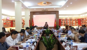 PGS.TS. Nguyễn Thị Hồng Hải, Trưởng khoa Khoa học hành chính và Tổ chức nhân sự chủ trì Hội thảo