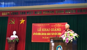 NGƯT.TS. Vũ Thanh Xuân - Phó Giám đốc Học viện Hành chính Quốc gia phát biểu tại buổi lễ