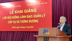 NGƯT.TS. Vũ Thanh Xuân - Phó Bí thư Đảng uỷ, Phó Giám đốc Học viện Hành chính Quốc gia phát biểu tại buổi lễ