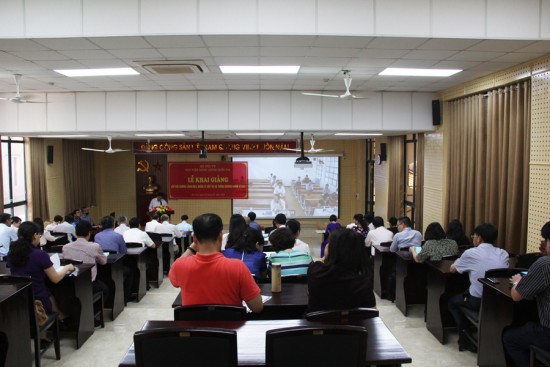 Hình ảnh Phân viện Học viện Hành chính Quốc gia  tại tp. Hồ Chí Minh tham gia Lễ khai giảng trực tuyến.