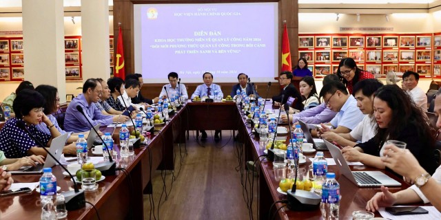 Quang cảnh diễn đàn khoa học