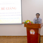Lễ bế giảng Lớp bồi dưỡng đối với lãnh đạo, quản lý cấp huyện và tương đương khóa 8 năm 2022 tại Phân viện Học viện Hành chính Quốc gia tại Thành phố Hồ Chí Minh